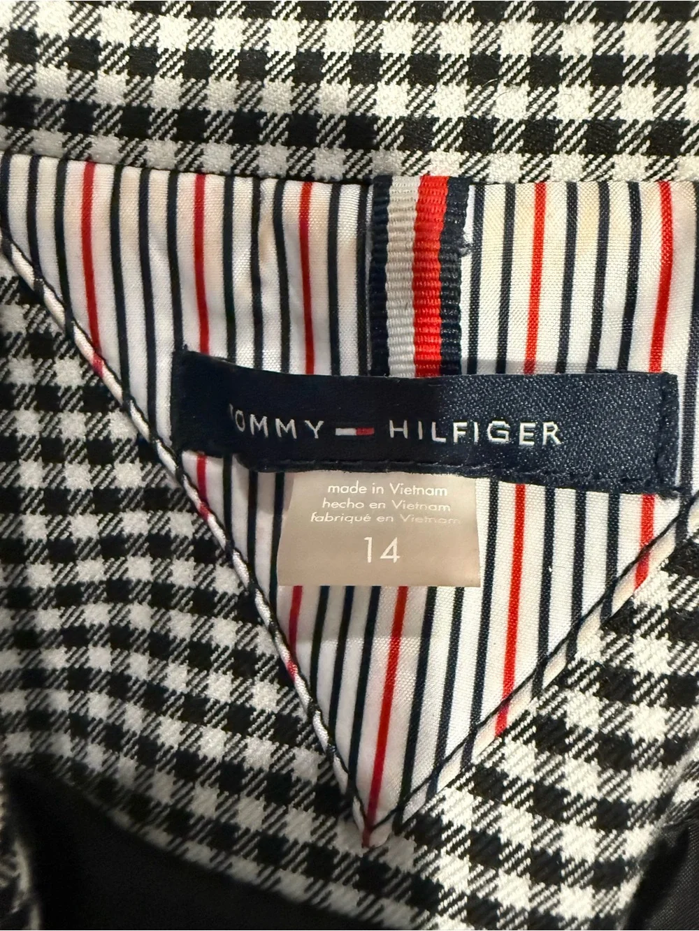Tommy Hilfiger Black and White Houndstooth Sport Coat